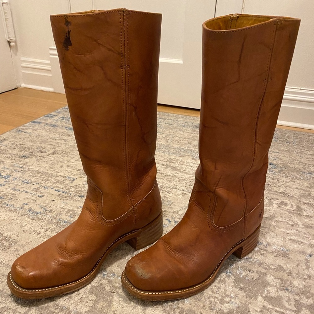Frye 14L Campus Women’s boots in color saddle